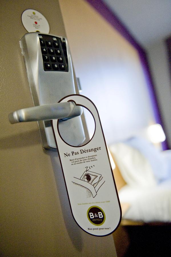 B&B Hotel ซาเคลย์ ภายนอก รูปภาพ